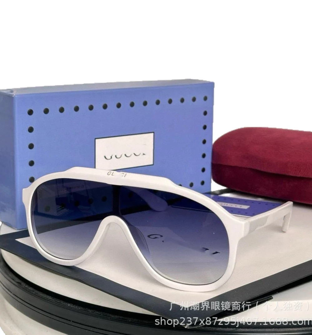 Gucci Grey Mirror Shield Men's Sunglasses — image 5