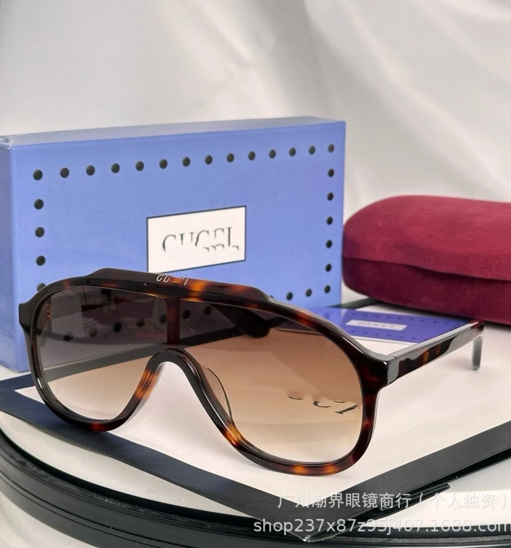 Gucci Grey Mirror Shield Men's Sunglasses — image 4